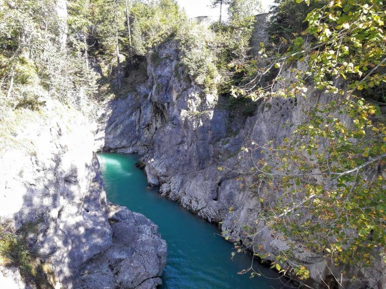 Füssen im Ostallgäu ist eine wunderschöne Region zum Wandern und Radfahren. Zudem liegen Schloss Neuschwanstein und Hohenschwangau sowie der Lechfall in direkter Nähe