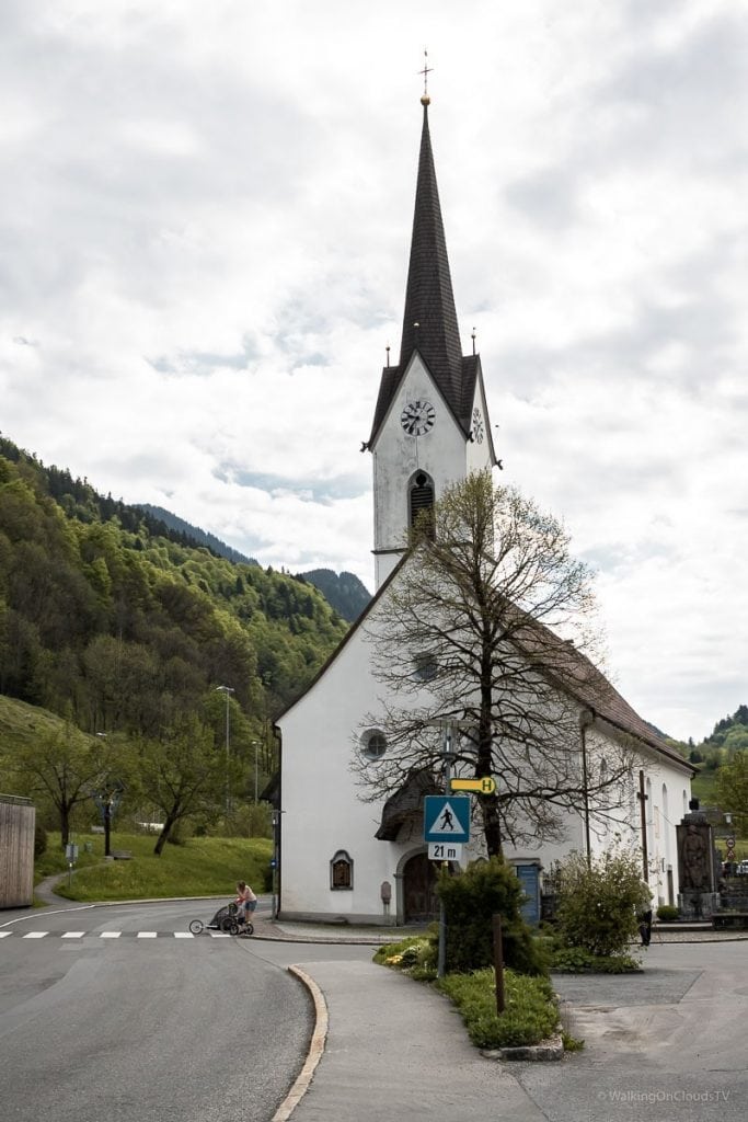 Biohotel Schwanen, Bizau im Bregenzerwald, Vorarlberg, Produkte aus biologischem Anbau, Emanuel Moosbrugger Wein-, Biersommelier, Werkraum