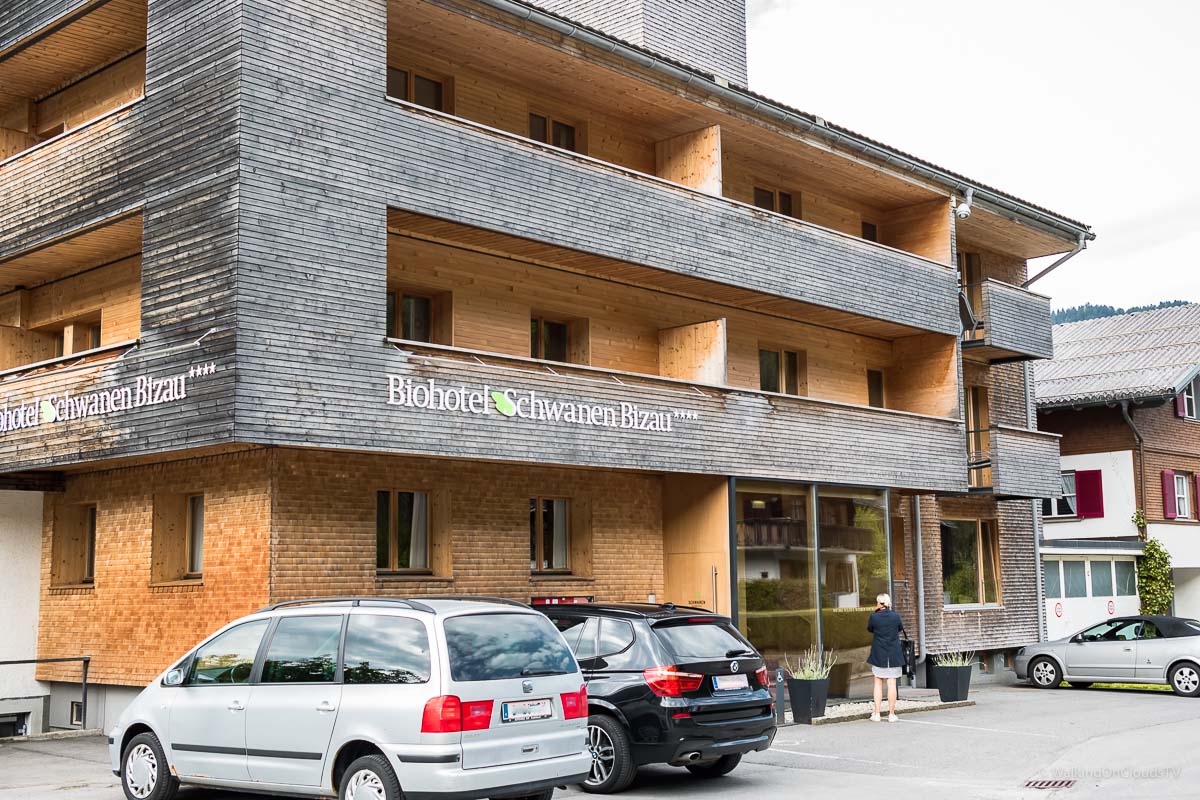 Biohotel Schwanen, Bizau im Bregenzerwald, Vorarlberg, Produkte aus biologischem Anbau, Emanuel Moosbrugger Wein-, Biersommelier, Werkraum