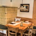Biohotel Schwanen, Bizau im Bregenzerwald, Vorarlberg, Produkte aus biologischem Anbau, Emanuel Moosbrugger Wein-, Biersommelier, Werkraum