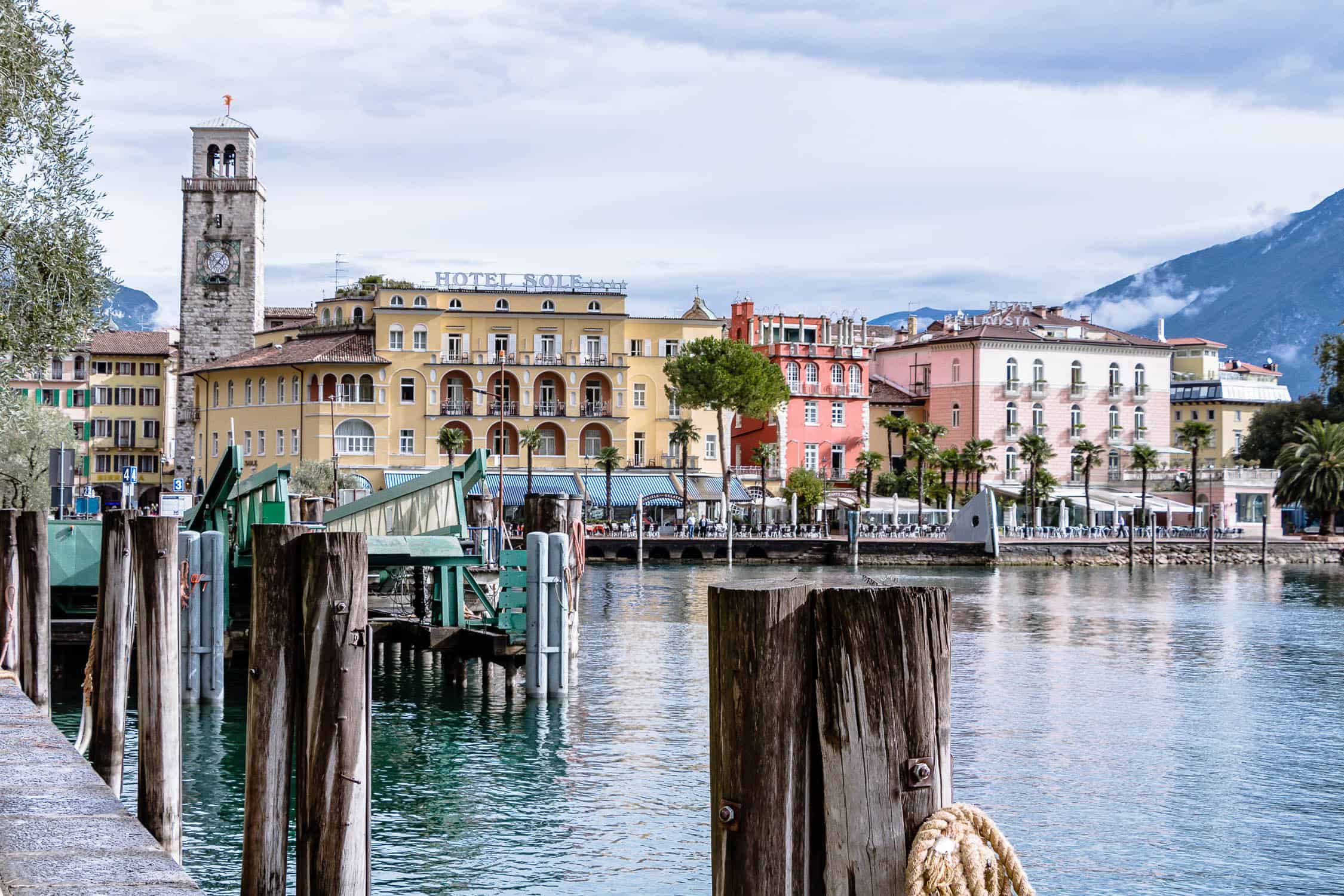 Riva del Garda am Gardasee ideal zum Wandern und Radfahren, Trentino, Italien, Pregasina, Lendrotal, Monte Brione, Bastion, Ponale-Strasse, MAG-Museo,