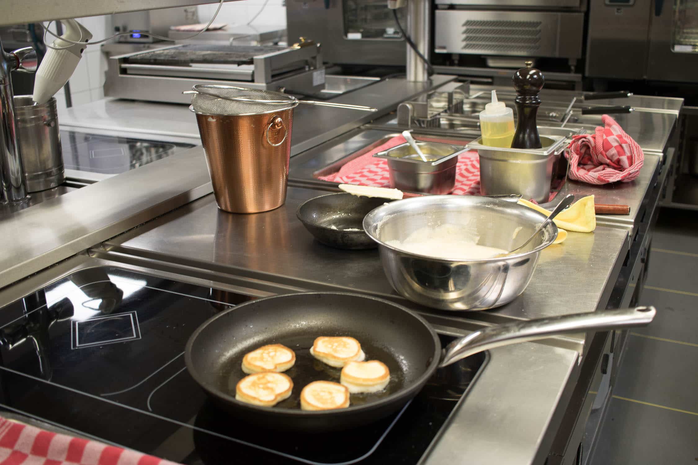 Restaurant de Wanne in Ootmarsum serviert die regionale und internationale gehobene Küche. Zutaten aus der Region, Hotel de Wiemsel, vier Sterne Premium,