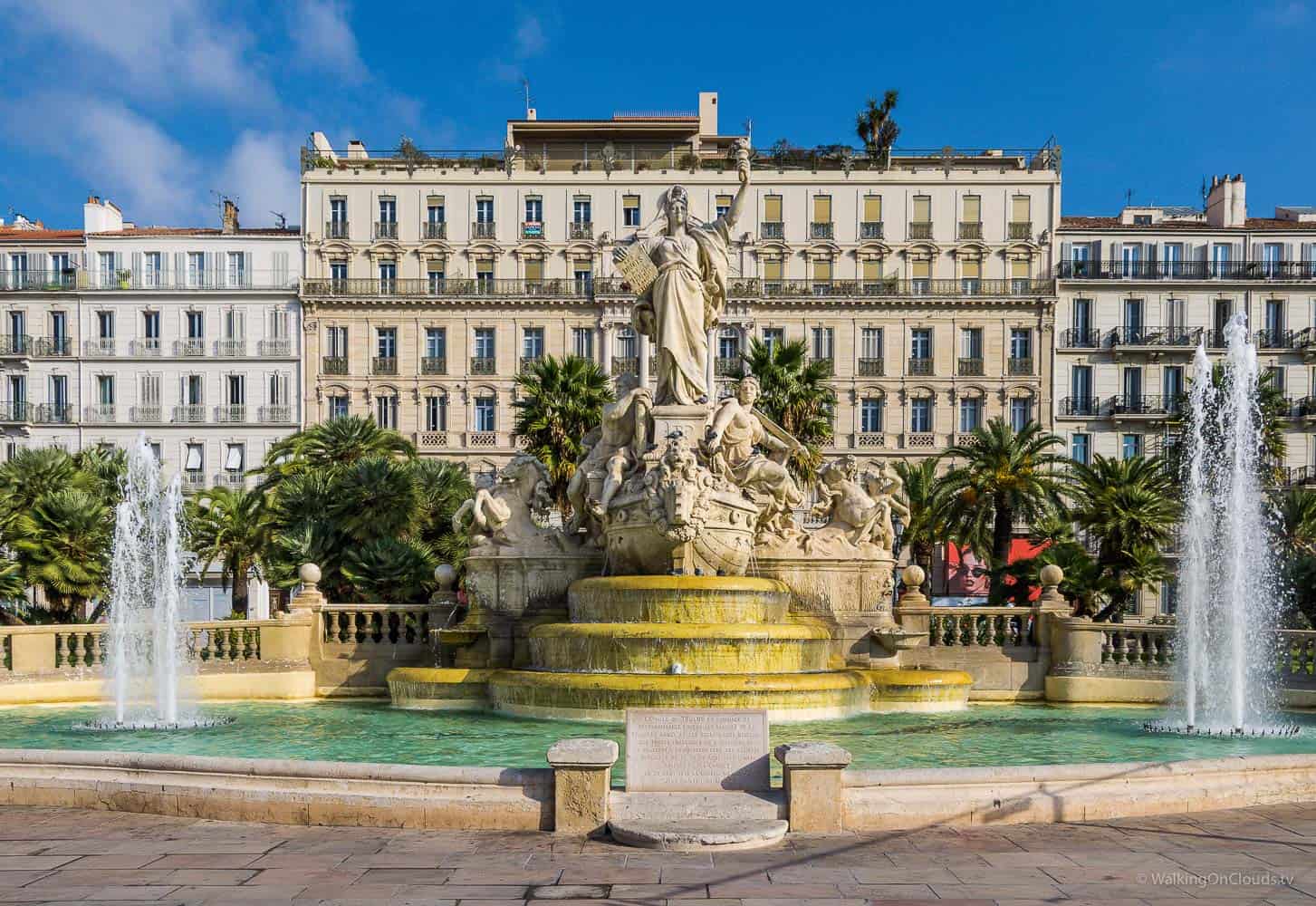 Kreuzfahrtblogger über La Seyne und Toulon mit der TUI Cruises Mein Schiff 5 auf Mittelmeerkreuzfahrt - Als Best Ager Reiseblogger erlebe ich als Alleinreisende Person die Schönheiten des Mittelmeers