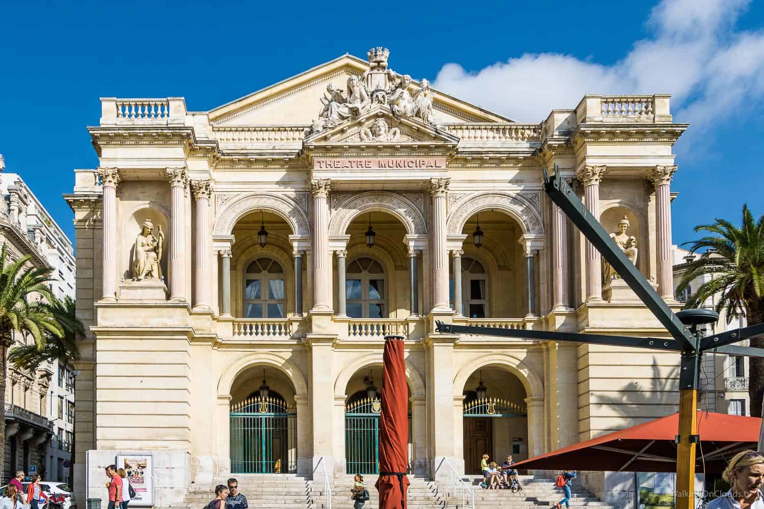 Kreuzfahrtblogger über La Seyne und Toulon mit der TUI Cruises Mein Schiff 5 auf Mittelmeerkreuzfahrt - Als Best Ager Reiseblogger erlebe ich als Alleinreisende Person die Schönheiten des Mittelmeers