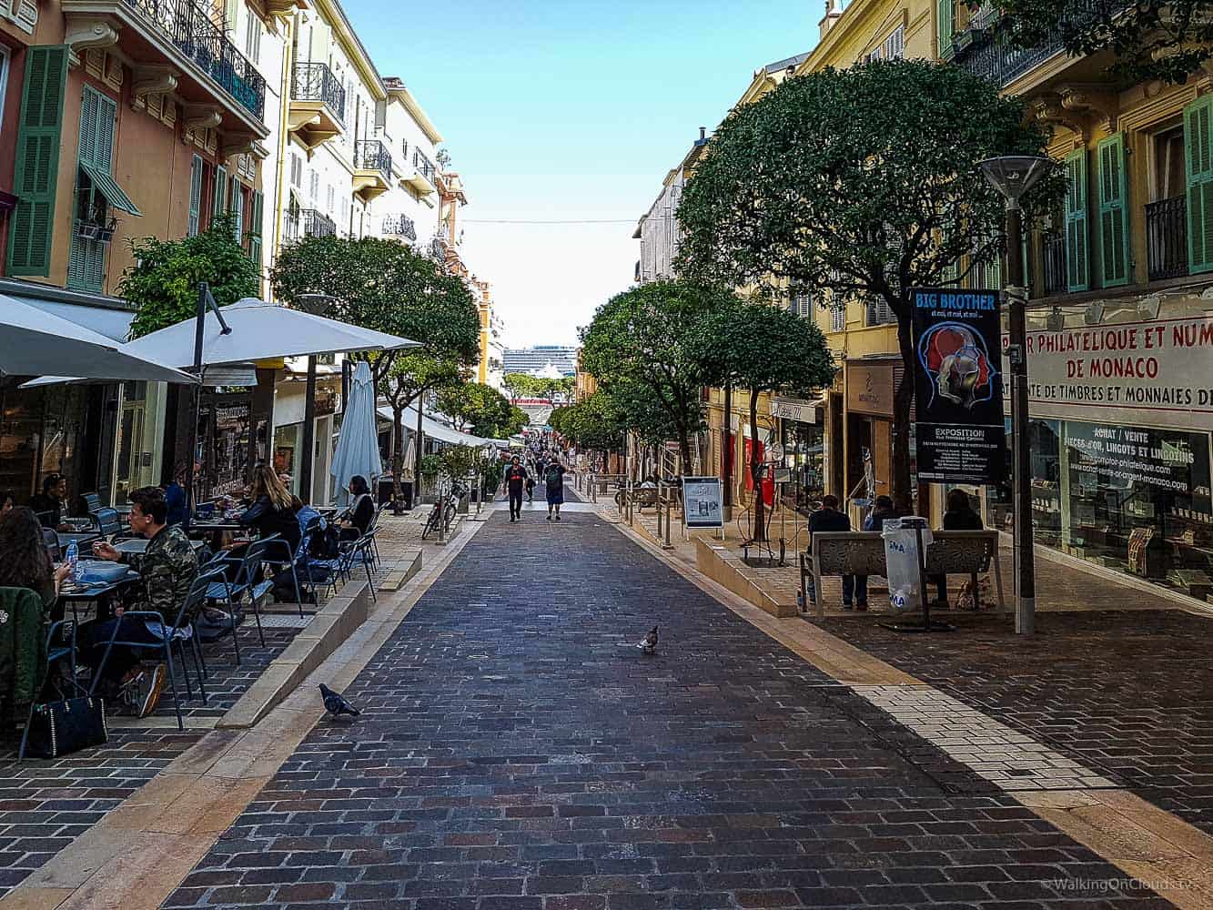 Monaco und Monte Carlo auf einer Kreuzfahrt als Kreuzfahrtblogger erleben! Das bekannte Casino, der Tunnel aus der Formel 1, der Blick auf das Mittelmeer und die TUI Mein Schiff 5 - welche Ausflüge gibt es?