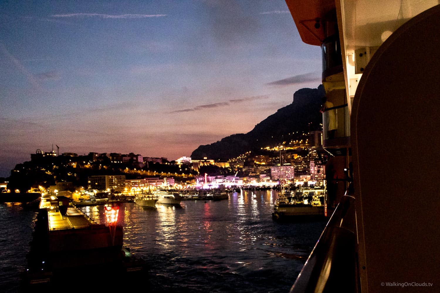 Monaco und Monte Carlo auf einer Kreuzfahrt als Kreuzfahrtblogger erleben! Das bekannte Casino, der Tunnel aus der Formel 1, der Blick auf das Mittelmeer und die TUI Mein Schiff 5 - welche Ausflüge gibt es?