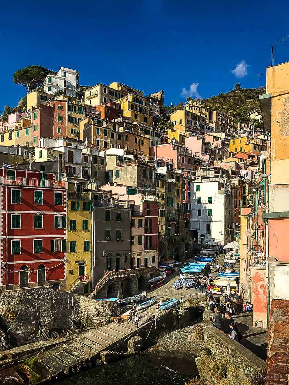 Reiseblog uber Kreuzfahrten und Fernreisen als Best-Ager - Was erlebt man als Rentner auf der TUI Mein Schiff in La Spezia und der Toskana? Welche Ausflüge werden angeboten? Was wird auf einer Kreuzfahrt geboten?