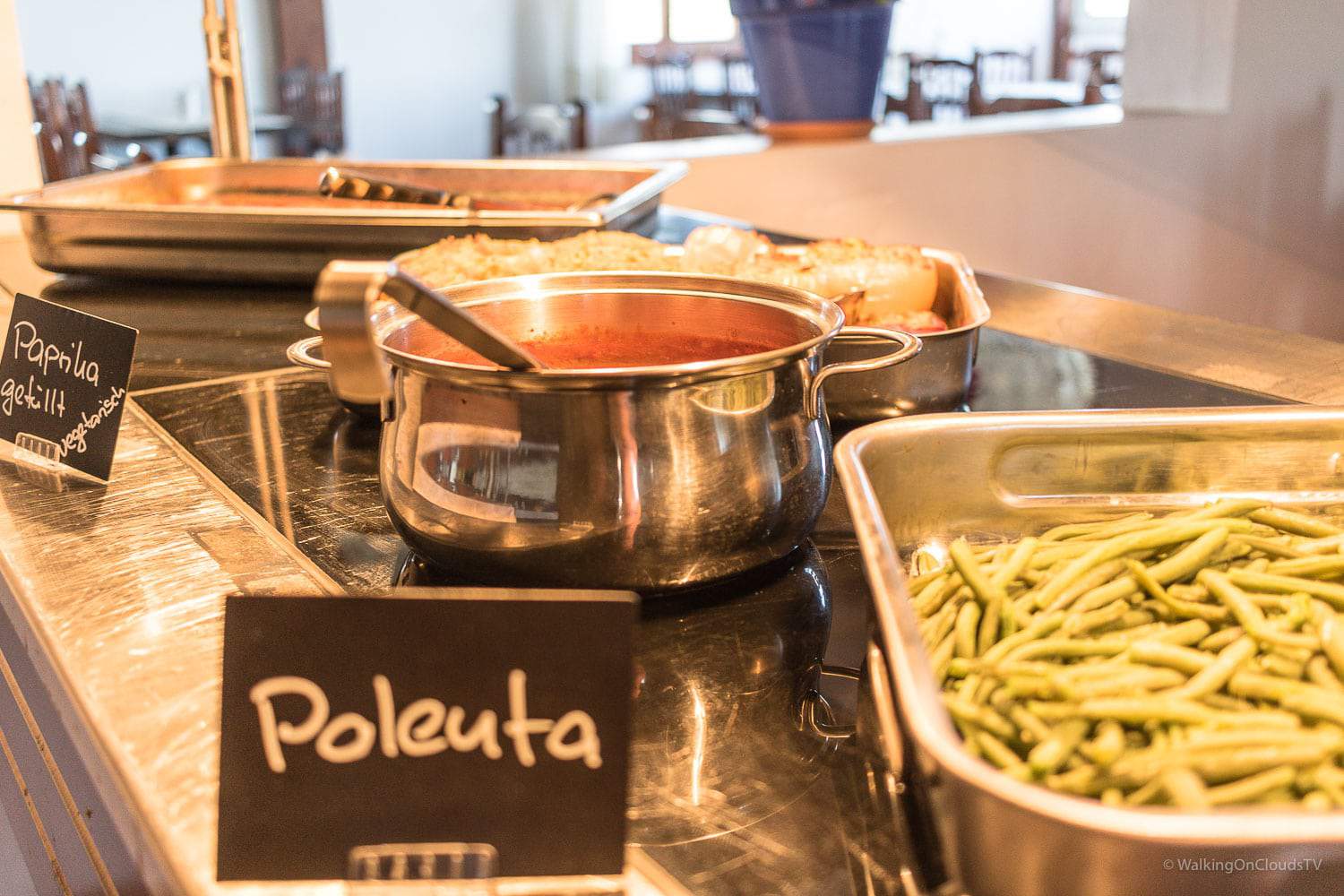 Yoga und Wandern auf Mallorca, meine ersten Erfahrungen, Retreat Finca Son Manera, Palma, Kathedrale, Arabische Bäder, Soller, walking, Best Ager, Alleinreisende