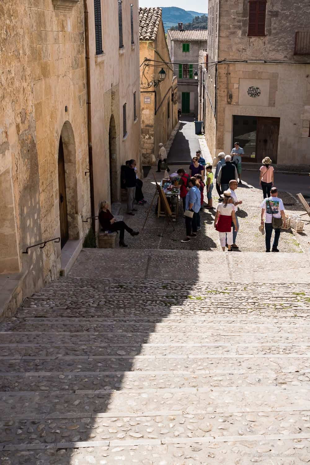 Yoga und Wandern auf Mallorca, meine ersten Erfahrungen, Retreat Finca Son Manera, Palma, Kathedrale, Arabische Bäder, Soller, walking, Best Ager, Alleinreisende