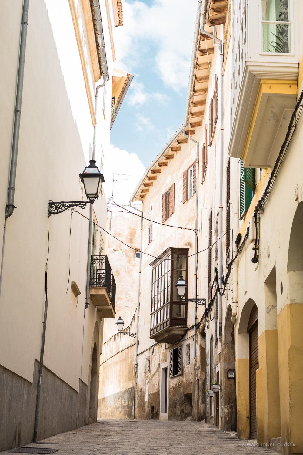 Yoga und Wandern auf Mallorca, meine ersten Erfahrungen, Retreat Finca Son Manera, Palma, Kathedrale, Arabische Bäder, Soller, walking, Best Ager, Alleinreisende