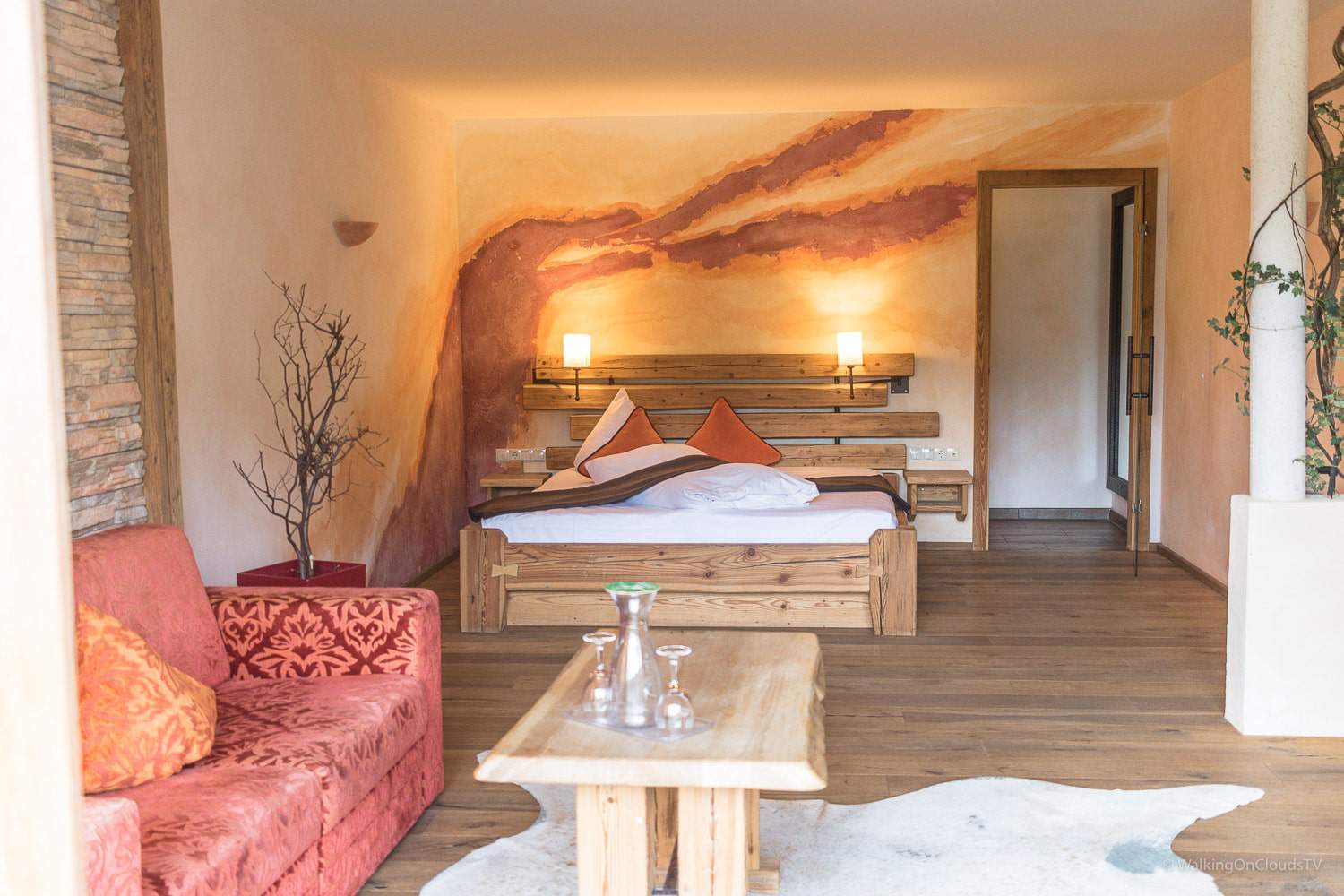 Kurztrip an den Chiemsee - was man sich ansehen sollte, Herreninsel, Fraueninsel, Herrenchiemsee, Alten Schloss, Alpenland, Wolfsschlucht, Wendelstein, Lüftlmalerei, Schiffleutwanderweg