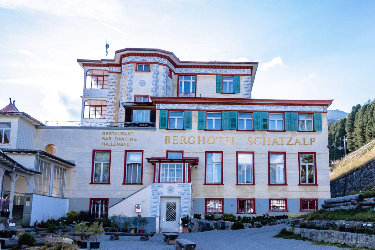 Davos - Schweiz, Tipps für einen erholsamen Urlaub. Wandern auf den Wegen von Thomas Mann und Ernst Ludwig Kirchner - Sehenswürdigkeiten - Schatzalp - Reiseblog