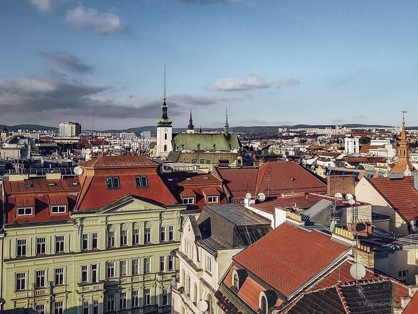 Brünn ist die zweitgrößte Stadt in Tschechien und neben Prag ideal für einen Kurzurlaub, Villa Tugendhat, Basilika Peter & Paul, Gebeinhaus, Palais Dietrichstein, Labyrinth unter der Stadt
