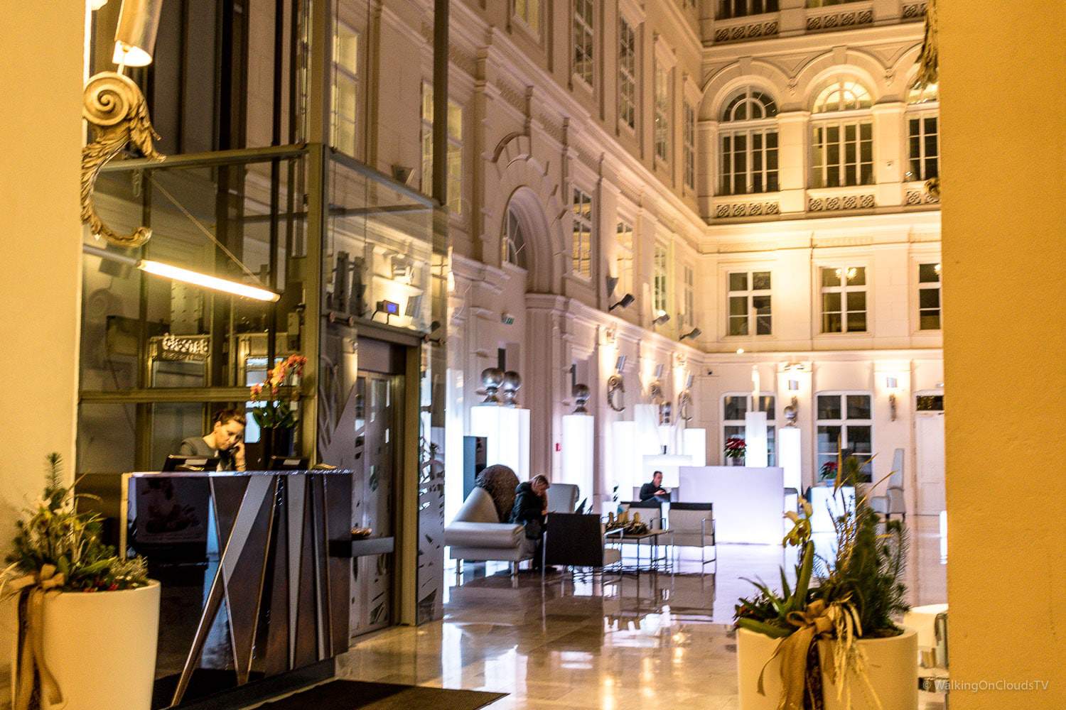 Brünn ist die zweitgrößte Stadt in Tschechien und neben Prag ideal für einen Kurzurlaub, Villa Tugendhat, Basilika Peter & Paul, Gebeinhaus, Palais Dietrichstein, Labyrinth unter der Stadt