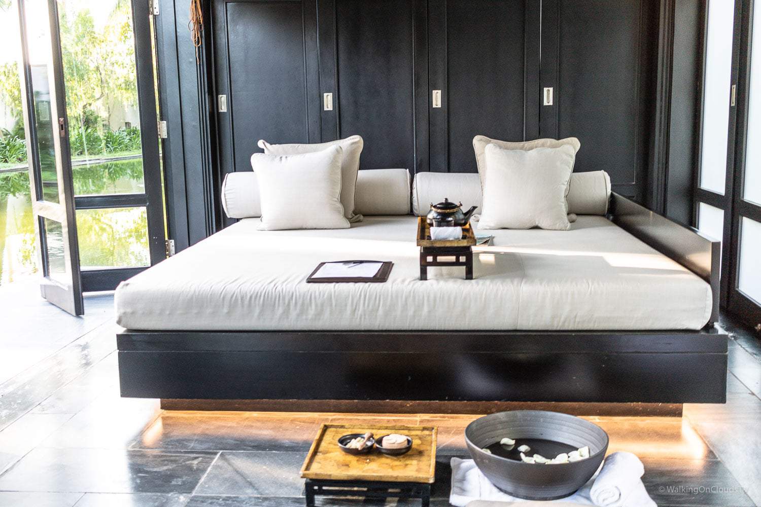 Das Four Seasons Resort - The Nam Hai - Hoi An, Vietnam. 100 Villen verteilt auf 35 Hektar direkt am Meer, riesige Poollandschaft, Spa, Wellness, fantastisches Essen, Erholung und Entspannung vom Feinsten