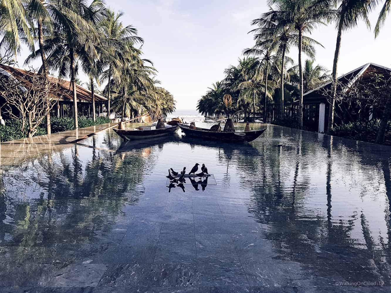 Das Four Seasons Resort - The Nam Hai - Hoi An, Vietnam. 100 Villen verteilt auf 35 Hektar direkt am Meer, riesige Poollandschaft, Spa, Wellness, fantastisches Essen, Erholung und Entspannung vom Feinsten