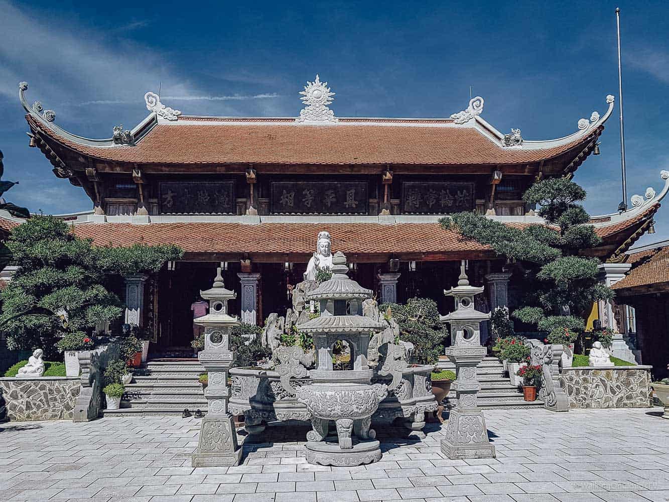 Da Nang - Vietnam - Was sollte man gesehen haben? Hoi An, Marble Mountains, Lady Buddha, Ba Na Hills, Golden Bridge, Drachenbrücke, Museum of Cham, Han Market
