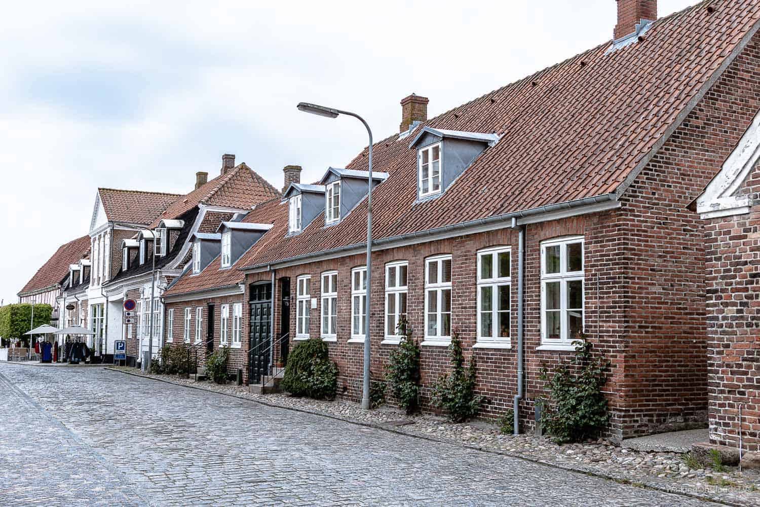 Hvide Sande in Dänemark – Hafen und Sehenswürdigkeiten an der Nordsee