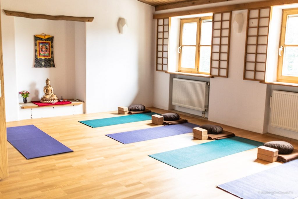 Yoga im Chiemgau - Mountain Retreat Center, Meditation, Auszeit, entspannen, relaxen, wandern, mountainbiken, Chiemgauer-Alpen, Best-Ager