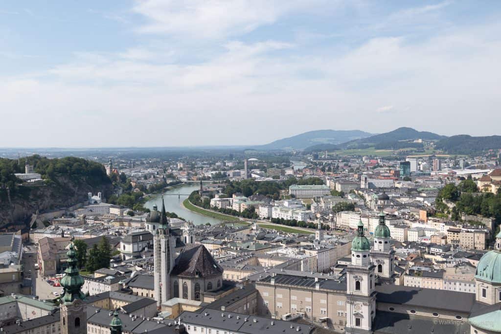 Salzburg erleben - Salzburger Festspiele und Sehenswürdigkeiten - Festung - Mozarthaus - Festspielhaus - Felsenreitschule - DomQuatier Museum - Fackeltanz - Residenzplatz