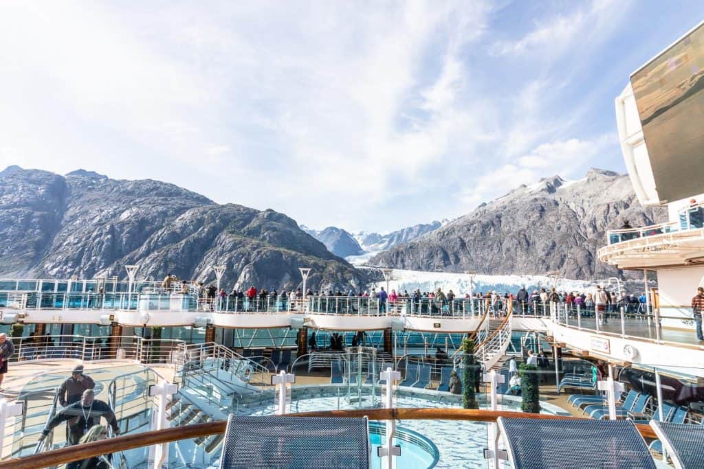 Alaska-Kreuzfahrt Princess Cruises - Royal Princess - Einschiffen - erster Eindruck - Kreuzfahrt erleben als Single, Best-Ager und Rentner - Was bietet das Schiff