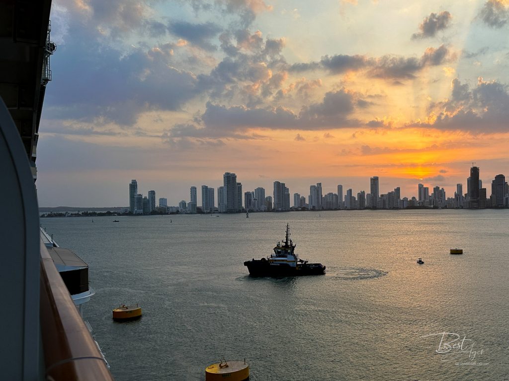 Kreuzfahrt von Los Angeles nach Miami durch den Panamakanal - Erfahrung Norwegian Joy - Kolumbien - Sonnenuntergang in Cartagena